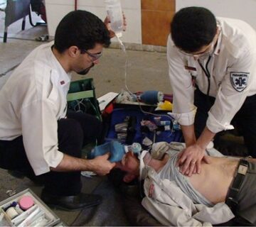 امدادگر اورژانس 360x320